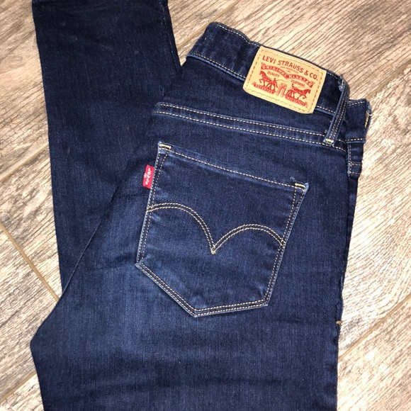 too small - Picture 1 of 2